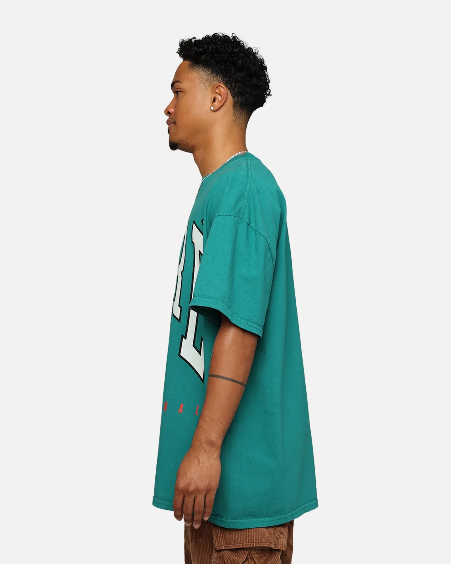 Carre Rose International Box T-Shirt Green