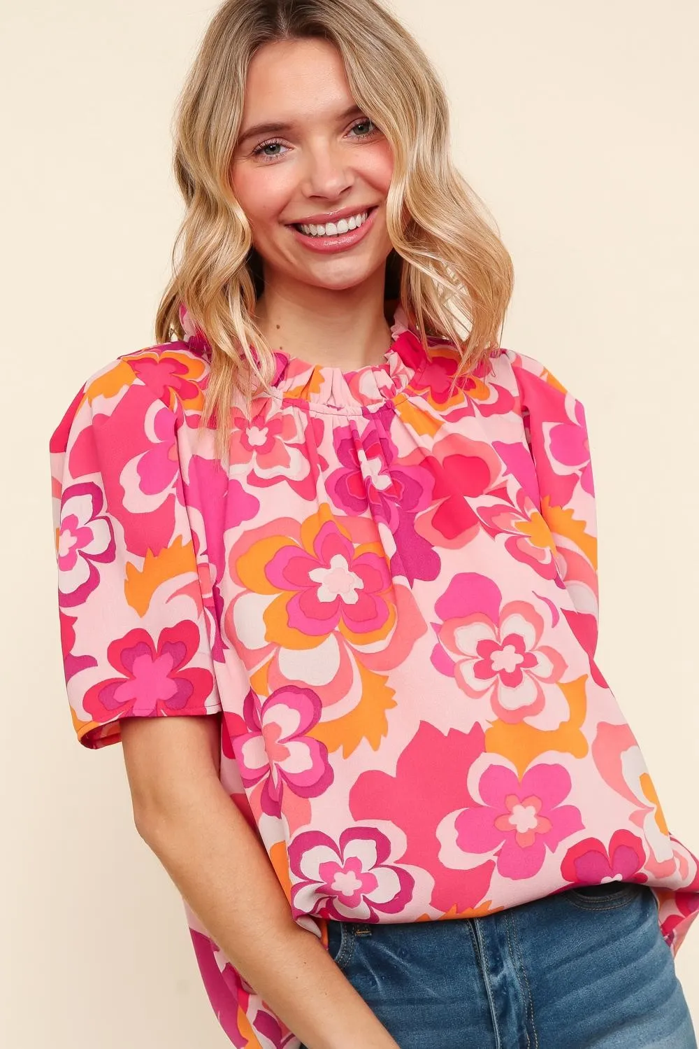 FLORAL PRINT WOVEN BLOUSE W/ BACK BUTTON DETAIL