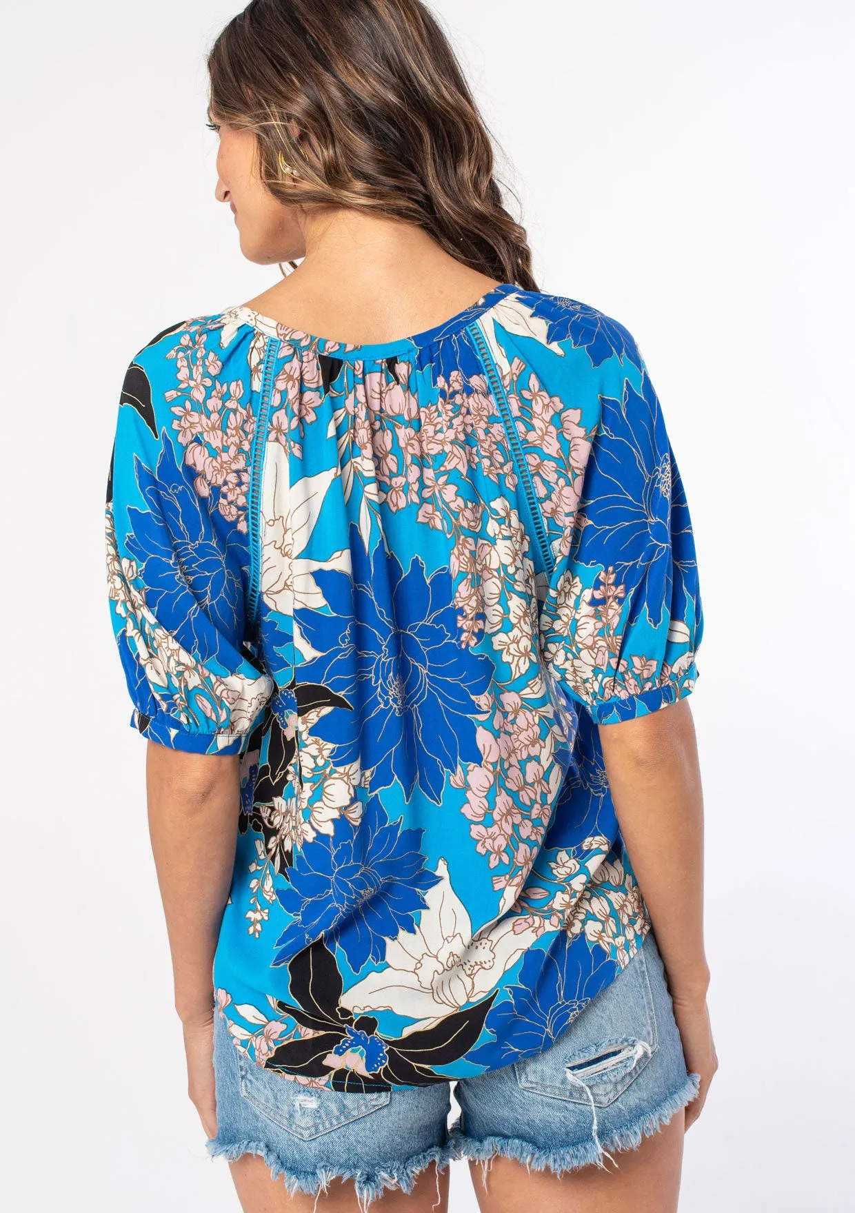 Sela Floral Puff Sleeve Top