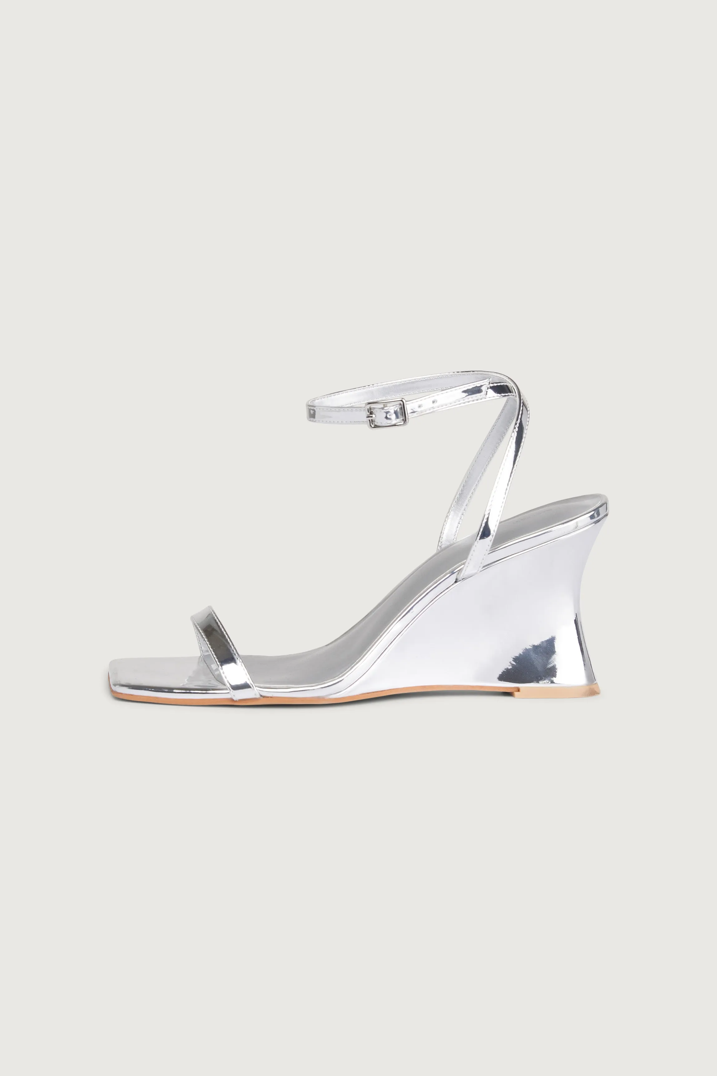 STRAPPY WEDGE SANDAL