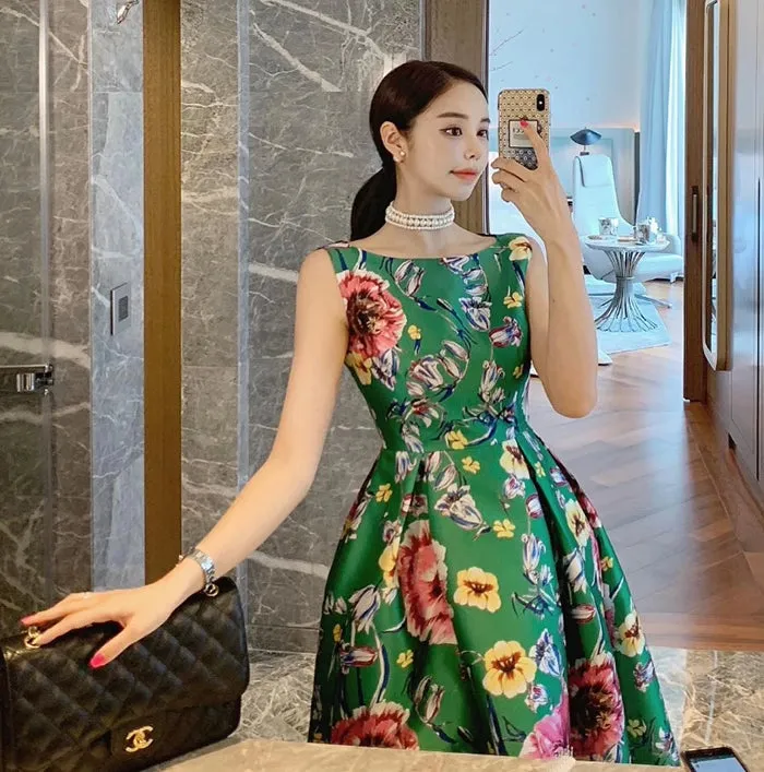 Vibrant Green Floral Print Sleeveless A-Line Midi Dress