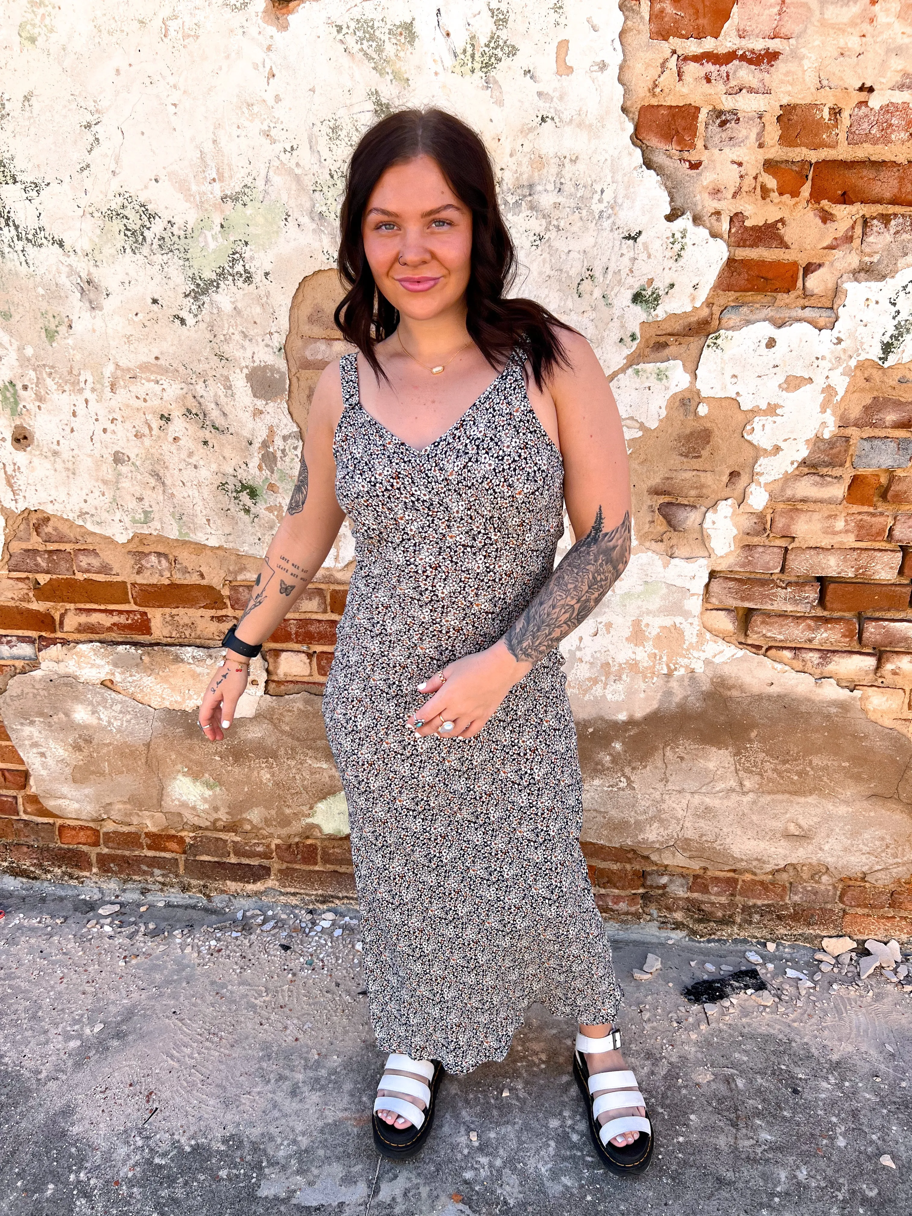 Zuri Floral Print V Neck A Line Sleeveless Midi Dress