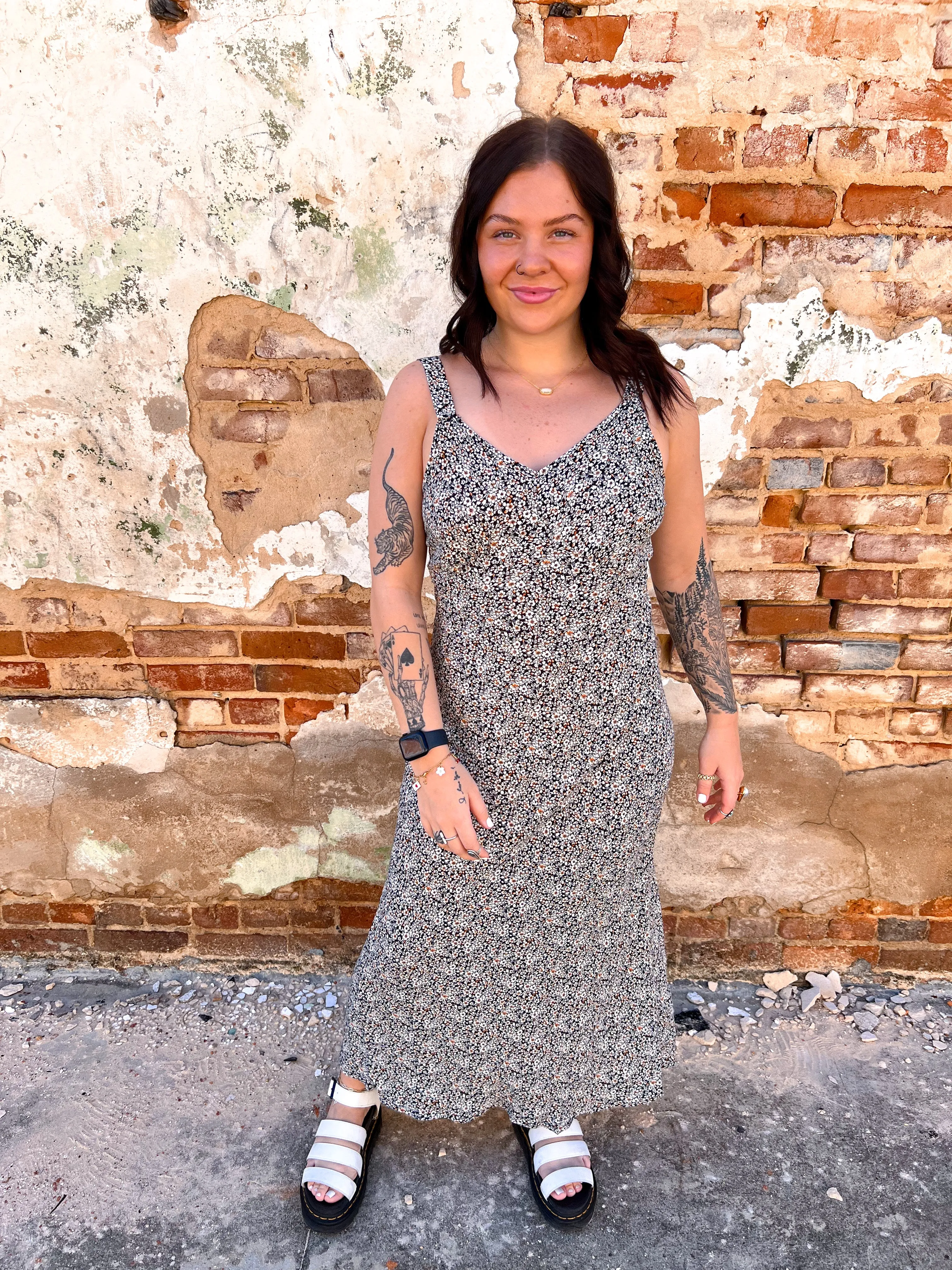 Zuri Floral Print V Neck A Line Sleeveless Midi Dress
