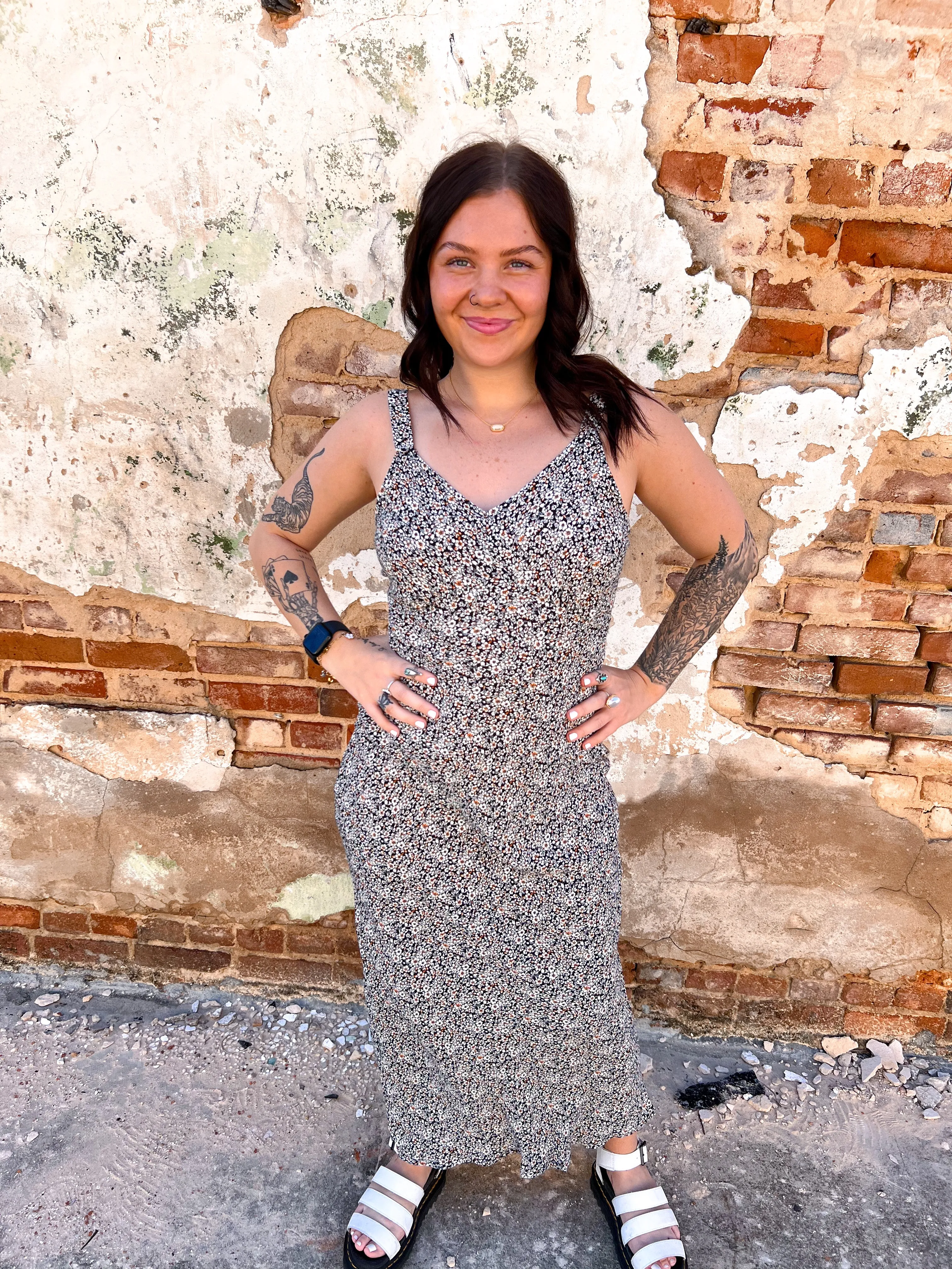 Zuri Floral Print V Neck A Line Sleeveless Midi Dress